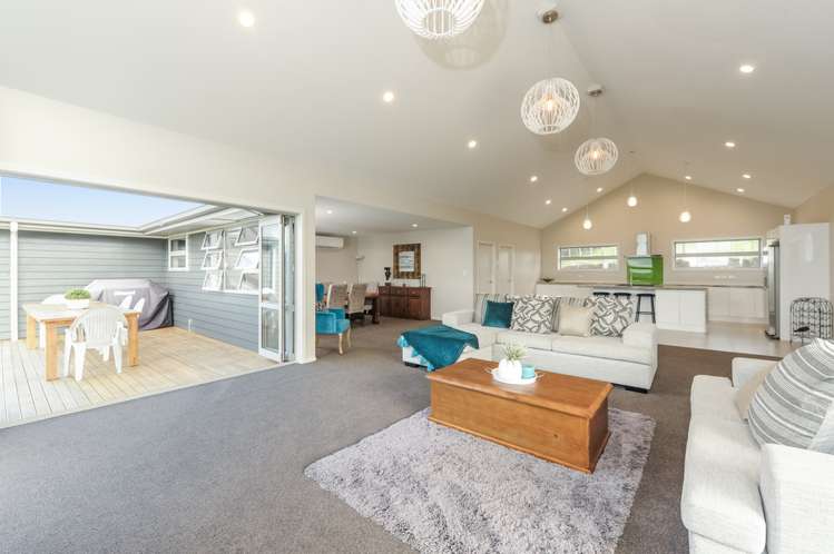 450 Monument Road Clevedon_21