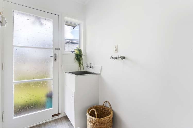 1/3 Willerton Avenue New Lynn_13