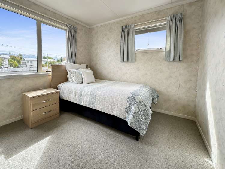 9 Maryburn Road Twizel_14