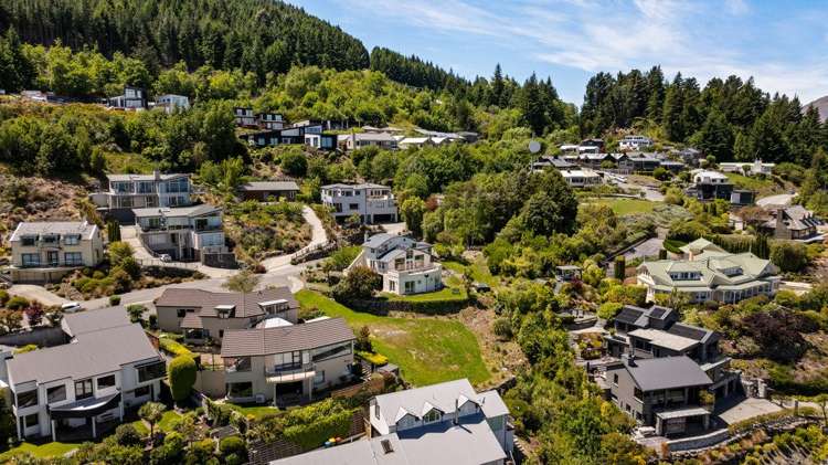 15 Manchester Place Queenstown Hill_13