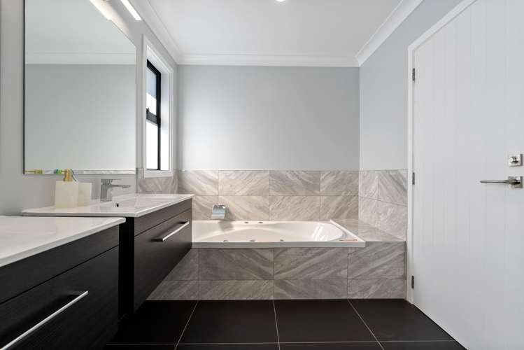 2 Cessna Way Newlands_16