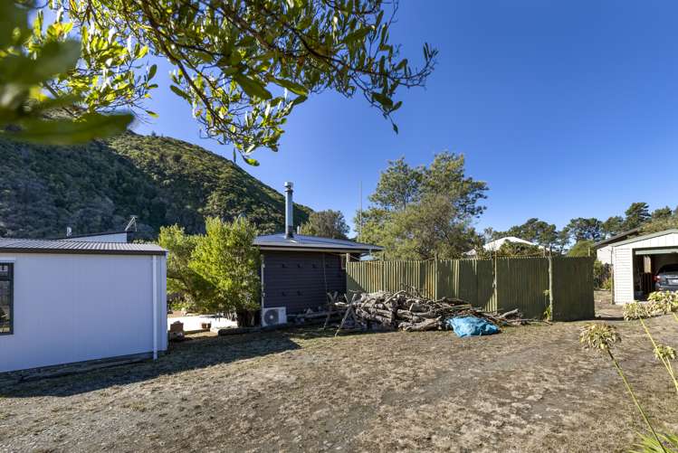 20 Ngaio Street Rarangi_16