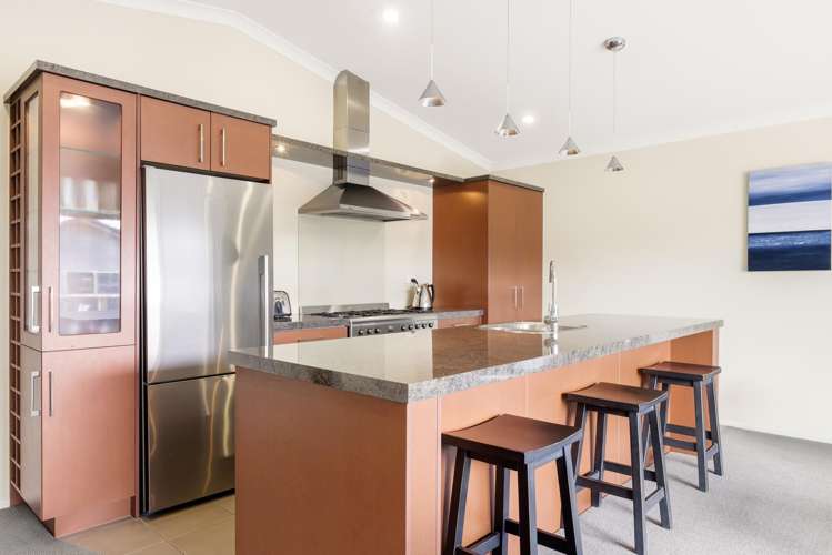 2/17 Tremaine Avenue_5