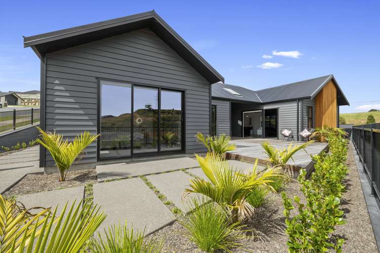 54 Fernbrook Drive_0