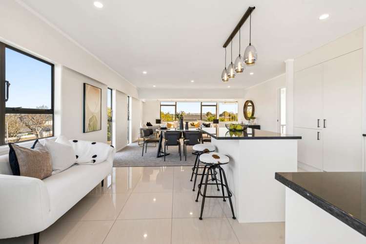 13A Bramley Drive Farm Cove_6