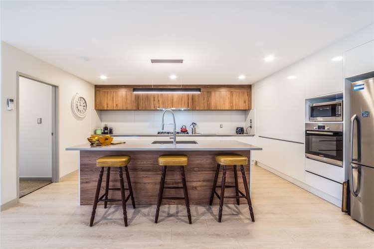 10 Hangar Lane Whenuapai_5