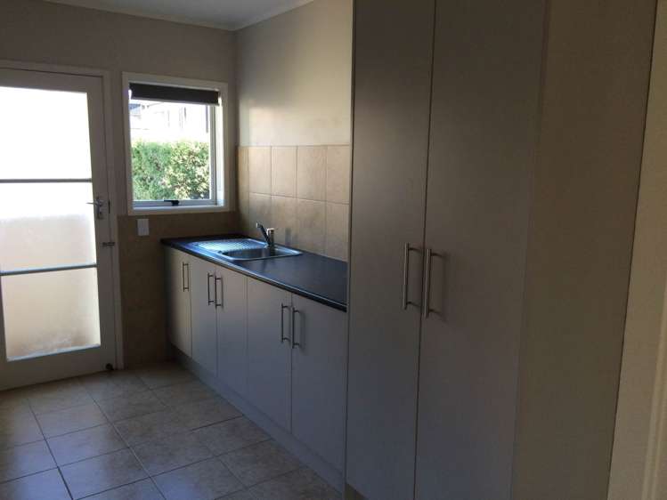 2/1 Botany Road Howick_5