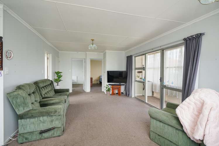 2/168 Balmoral Drive Appleby_5
