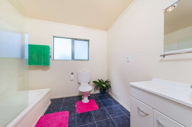 17 Stephen Avenue Henderson_15