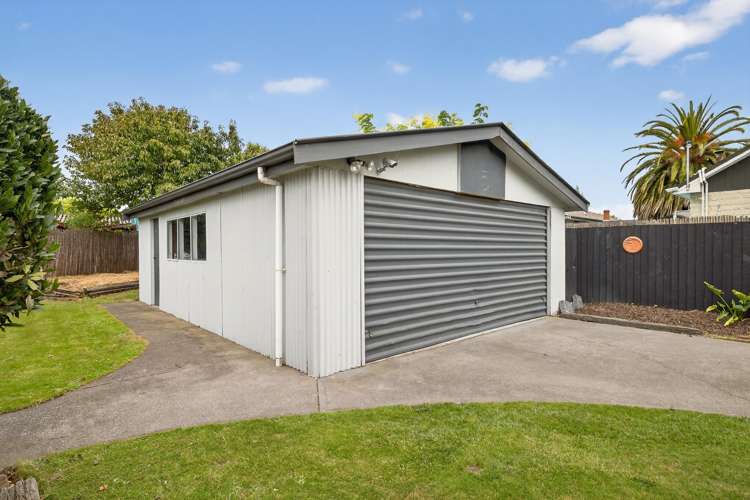 70 Solomon Avenue Redwood_23