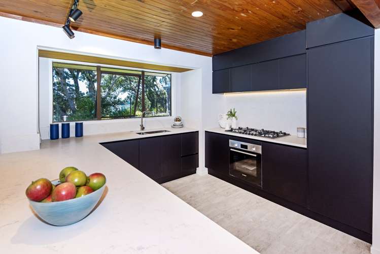 155 Pah Road Cockle Bay_5