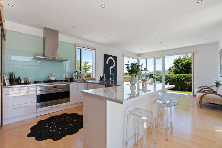6 Stormanstown Way Seatoun_15