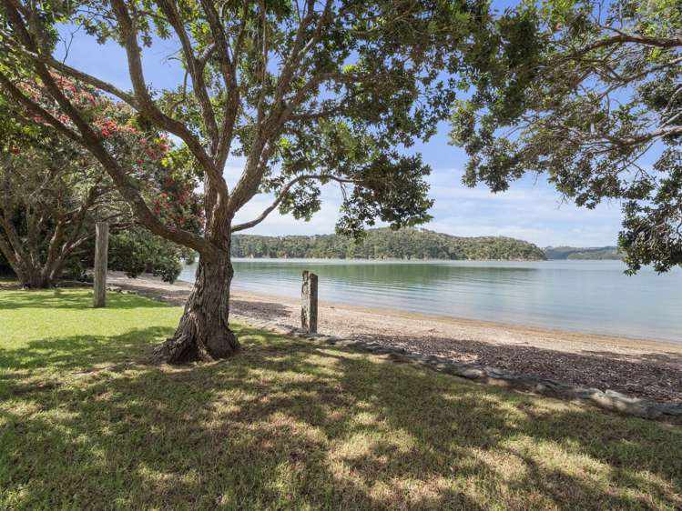 6 Paine Brown Way Russell_13