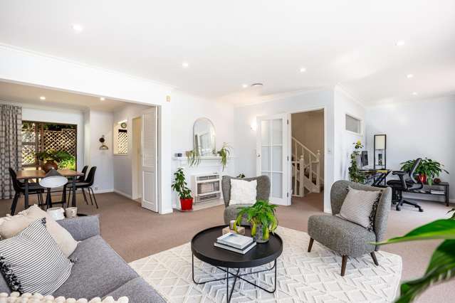 Easy Care and Super Sunny