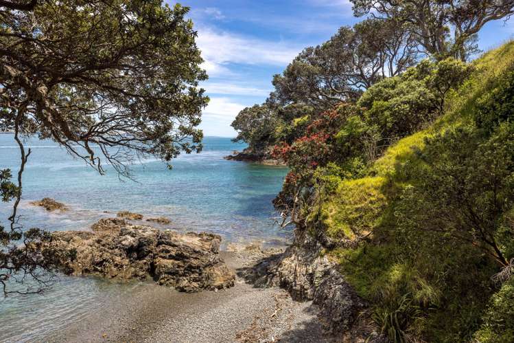 169 Nick Johnstone Drive Church Bay_5