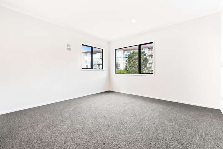 21 Couldrey Crescent Red Beach_22