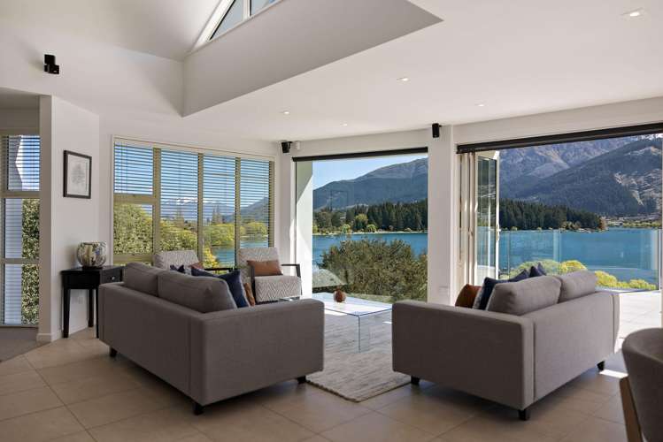 635 Peninsula Road Kelvin Heights_12