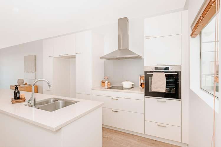 401/4 Reads Quay Gisborne Central_5
