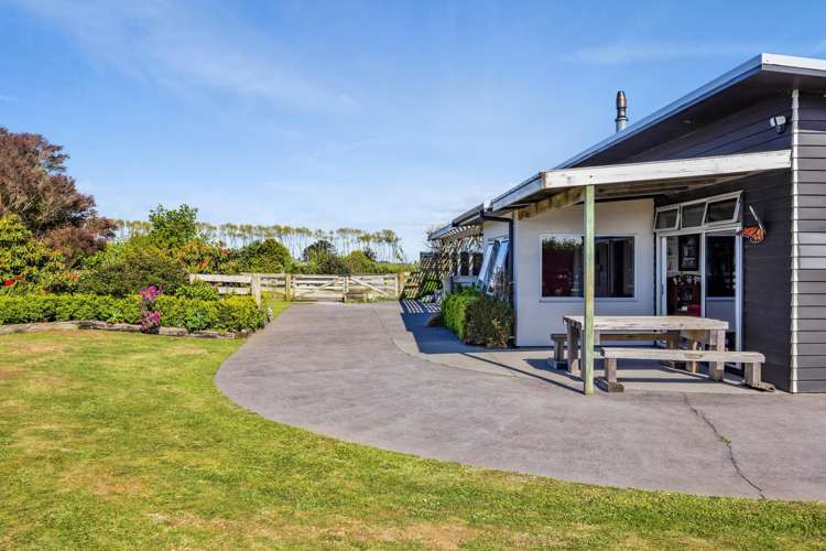 5674 Mountain Road Hawera_34