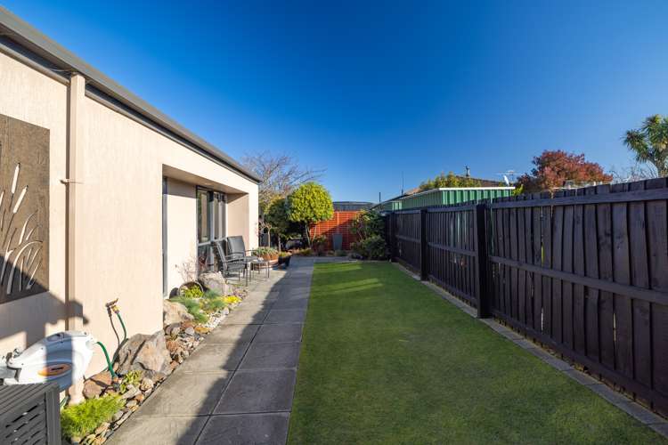 2/66 Broadhaven Avenue Parklands_10