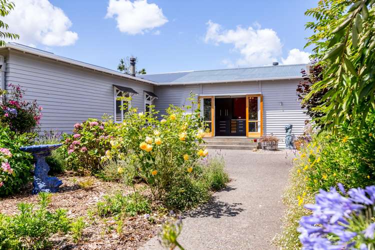 65 Oparatai Road Pahiatua_17