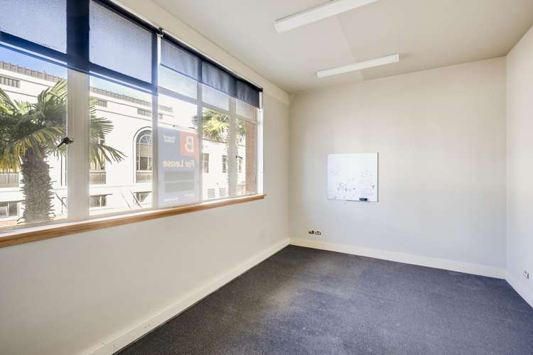 Room T-X/36-40 Tennyson Street Napier South_11