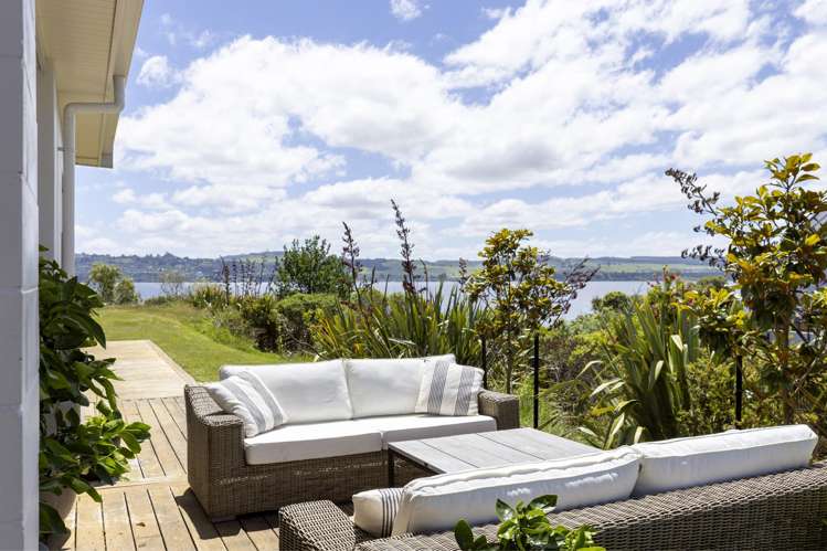 8 Kuiwai Drive Rainbow Point_19