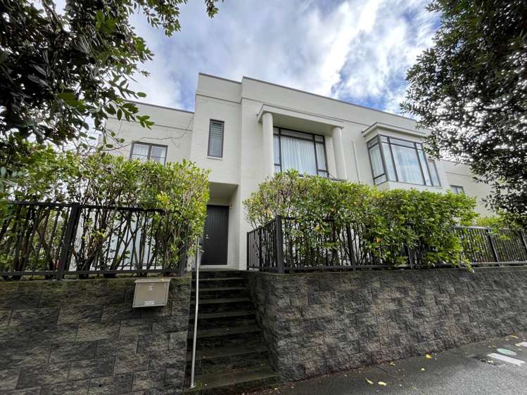 81 Bluegrey Avenue_0