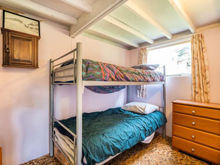 32 Peace Street Taieri Mouth_11