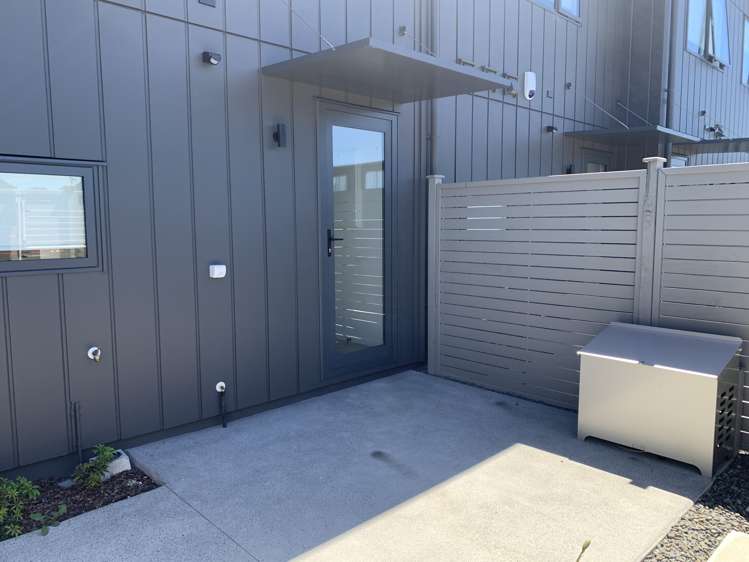14 PORT WAY "PARK GREEN" Papakura_19