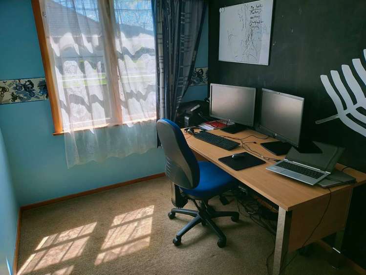 49 Hyde Street Wainuiomata_21