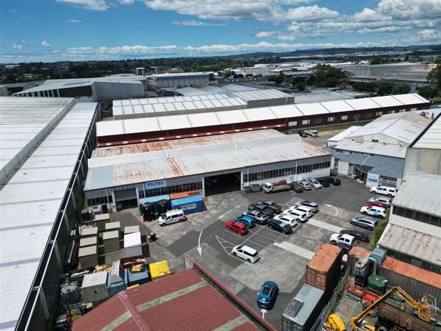 CBRE | Affordable Warehouse with Dual Access