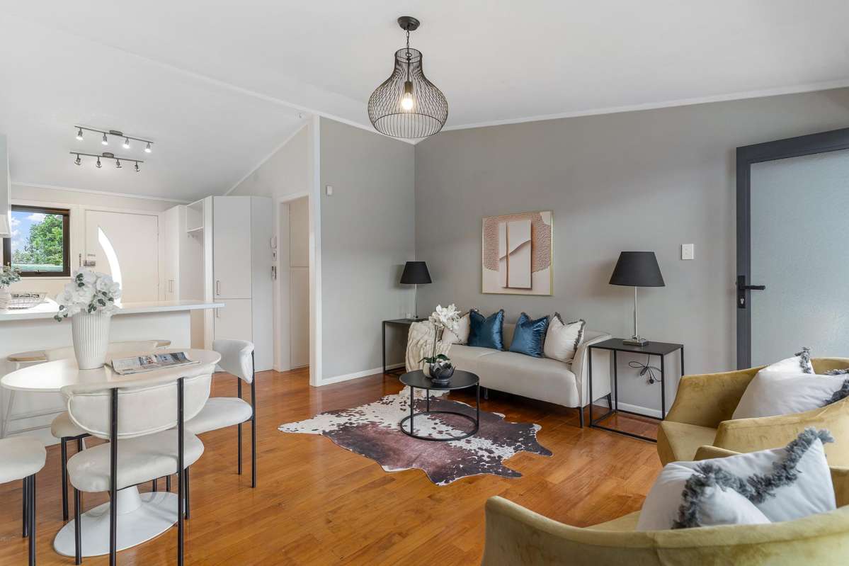 2/100 Victoria Street_3