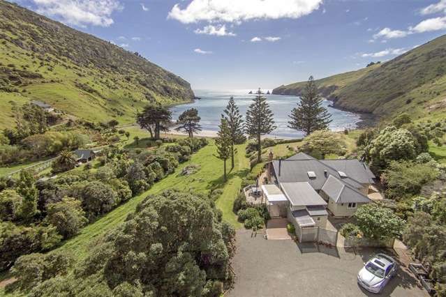 384 Decanter Bay Road Little Akaloa_1