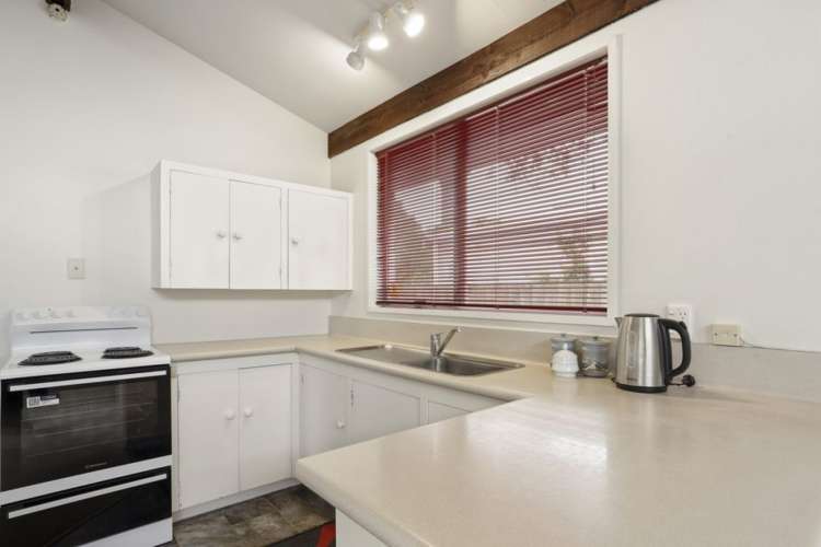 2/17 Sandra Street_3