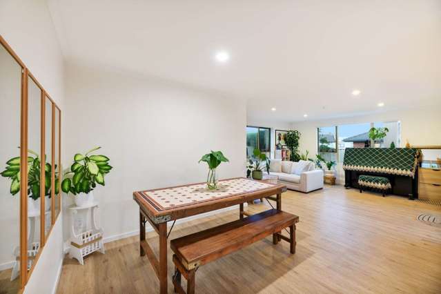 8 Woodbank Drive Glen Eden_3