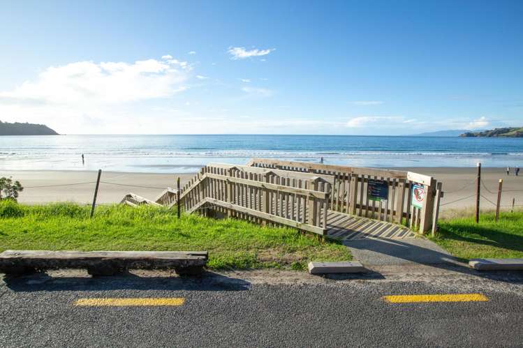 10 Pah Road Onetangi_15