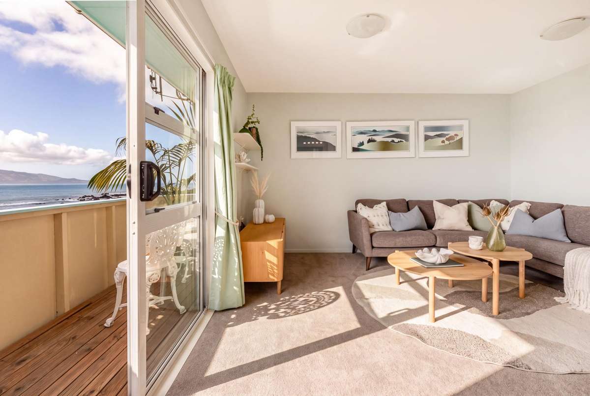 2/418 Queens Drive_1