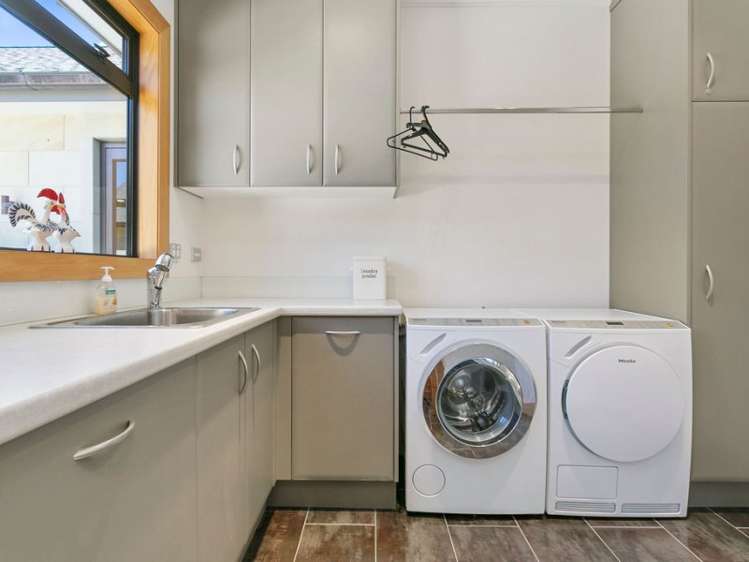 73 Cowley Drive Leamington_17