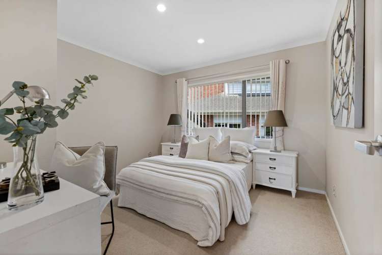 15 Lucca Crescent Flat Bush_17