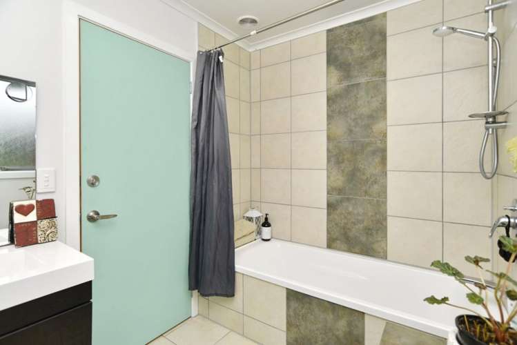 443 Ashley Road Cust_16