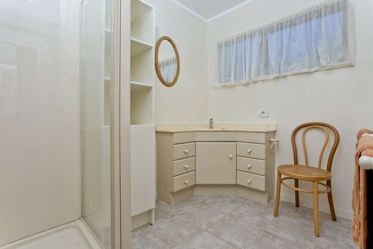 2/7 Northwick Place Hillcrest_11