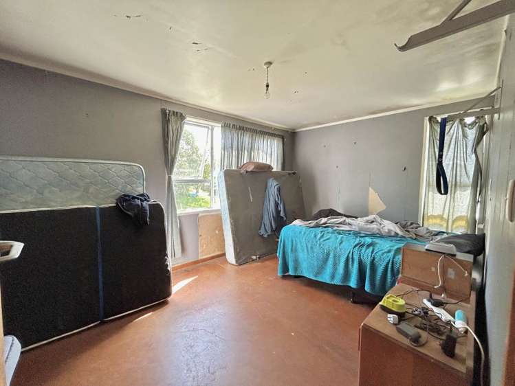 32 Tawavale Crescent Totara Vale_16