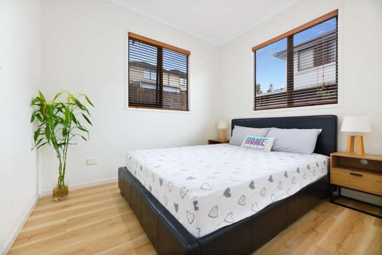 205 Kyle Road Greenhithe_9