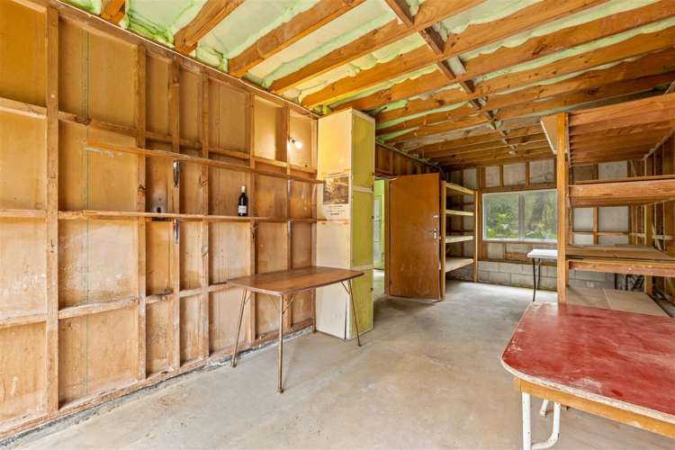 16 Springside Place New Lynn_17