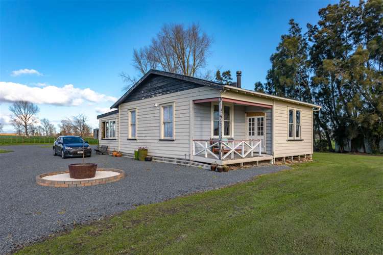 446 State Highway 25 Waitakaruru_14