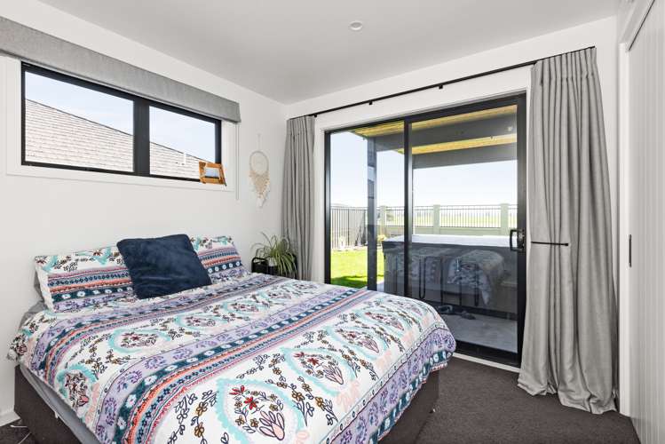 60 Pelorus Avenue Poraiti_17