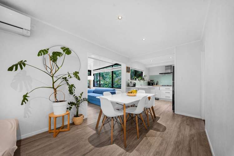 2/3 Diosma Place Botany Downs_12