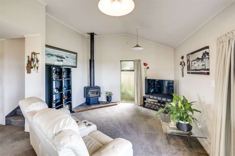 89a Churchill Drive Taradale_1