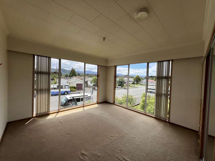 78 Shiel Street Reefton_10